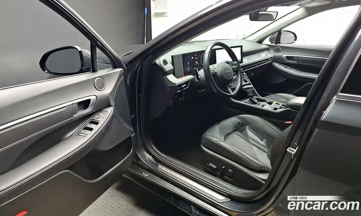 Hyundai Sonata 2024 2.0 Автомат в Москве № 112046, фото 3