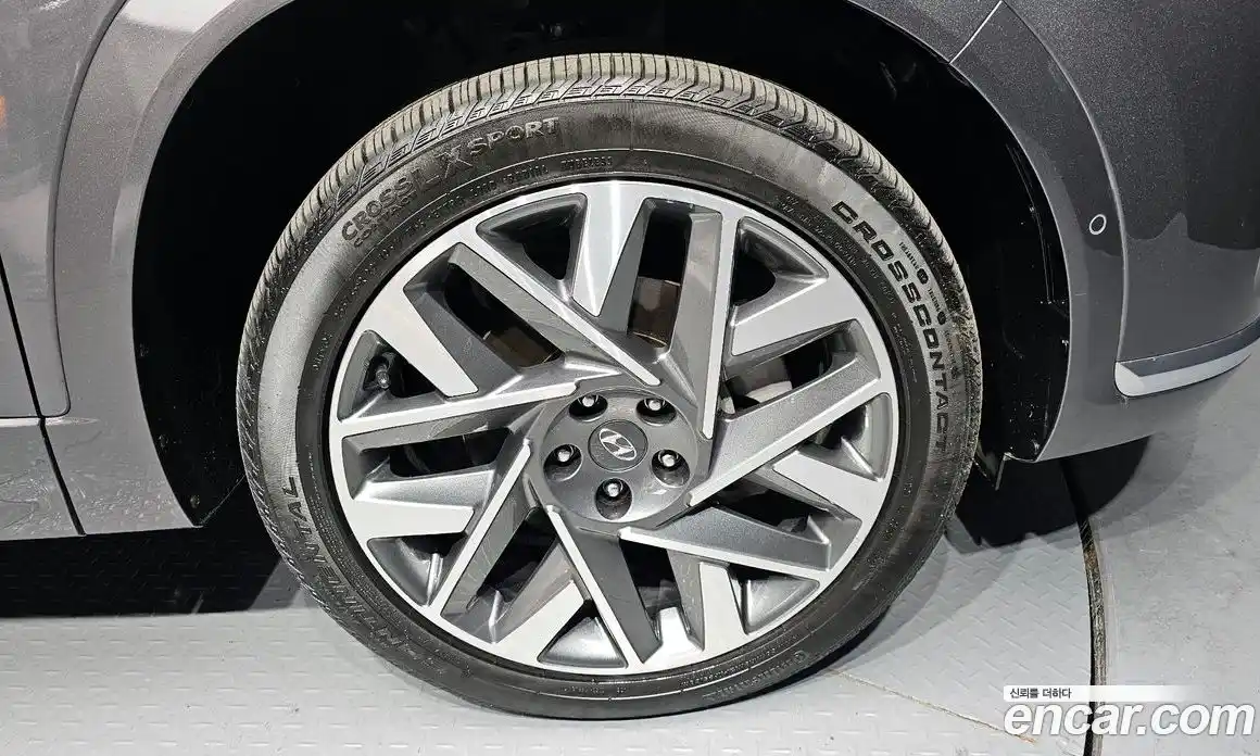 Hyundai Santa Fe 2021 2.2 Автомат в Москве № 112546, фото 3