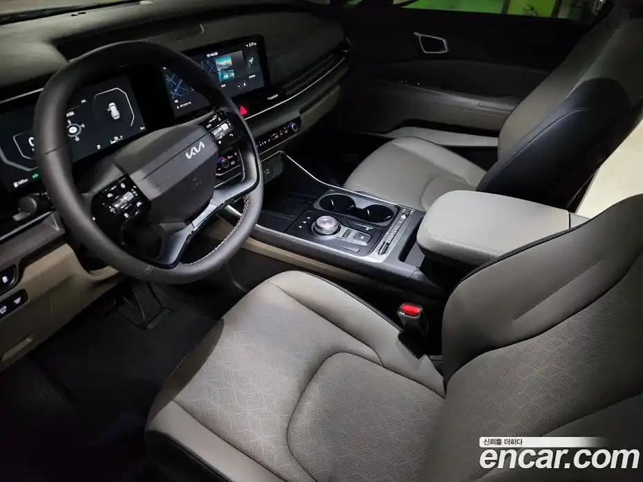 Kia Canival 2025 1.6 Автомат в Москве № 114047, фото 15