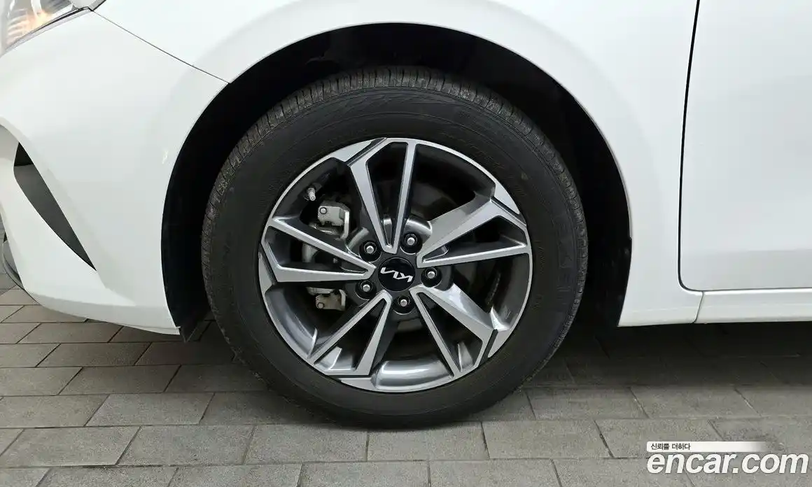 Kia K3 2024 1.6 Автомат в Москве № 115366, фото 11