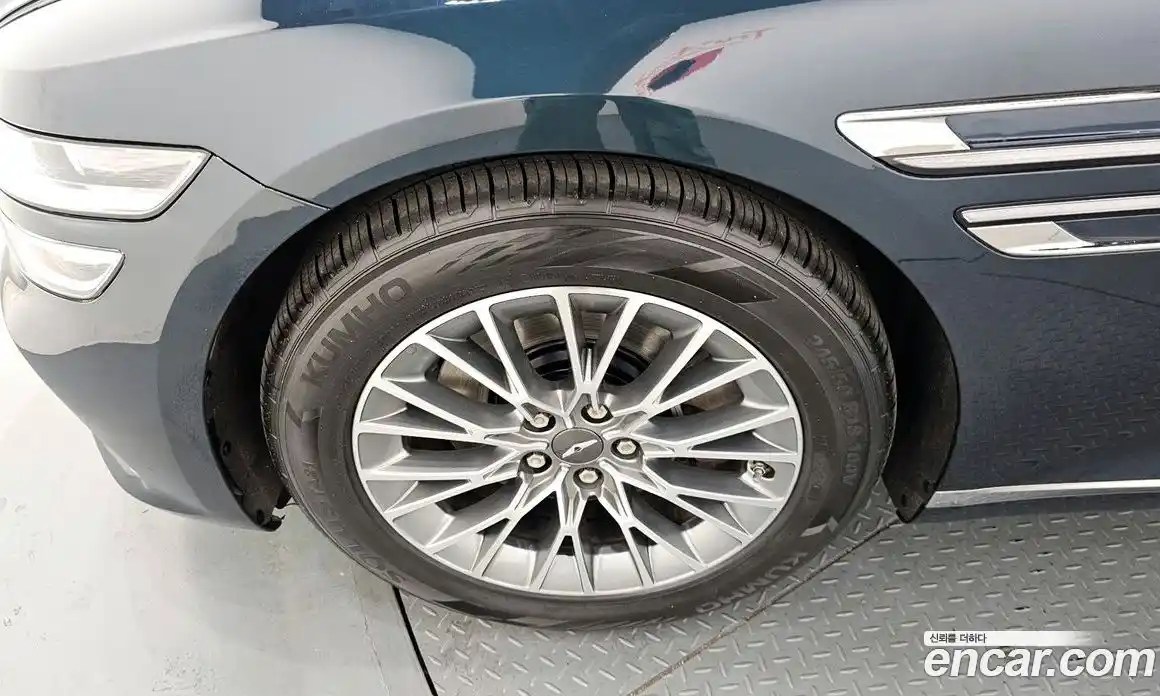 Genesis G80 2023 2.5 Автомат в Москве № 117836, фото 16