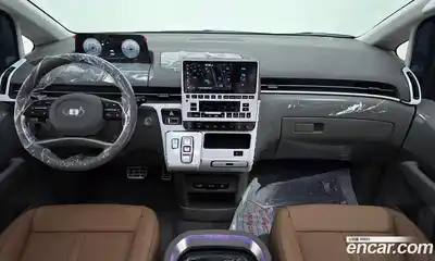 Hyundai Staria, 2025