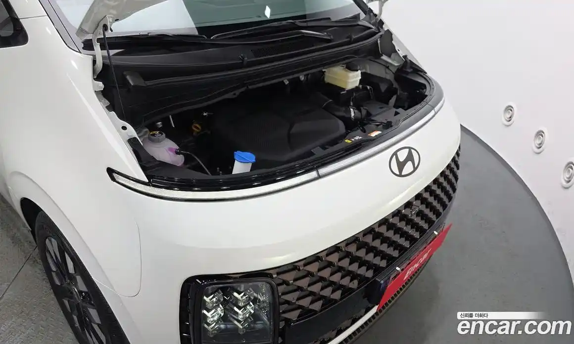 Hyundai Staria 2025 2.2 Автомат в Москве № 119275, фото 3