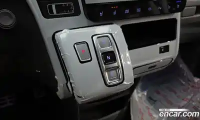 Hyundai Staria 2025 2.2 Автомат в Москве № 119275, миниатюра 4