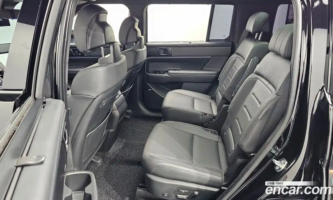 Hyundai Santa Fe 2025 2.5 Автомат в Москве № 119674, фото 6