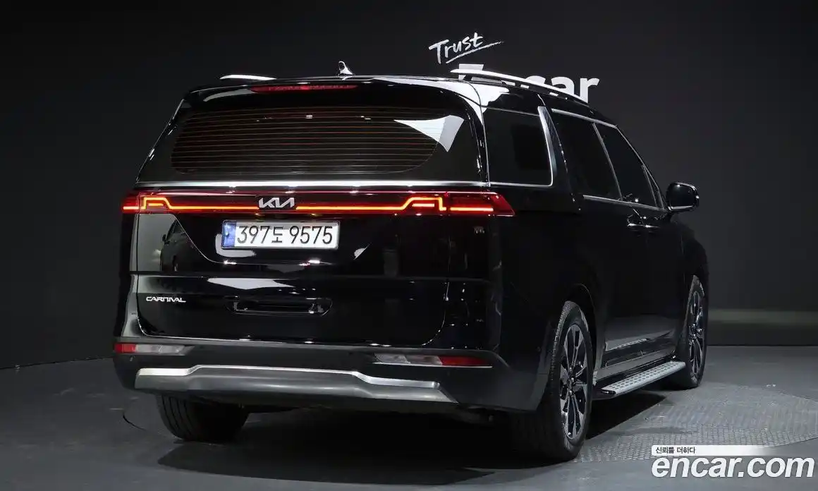 Kia Canival 2023 2.2 Автомат в Москве № 120620, фото 5