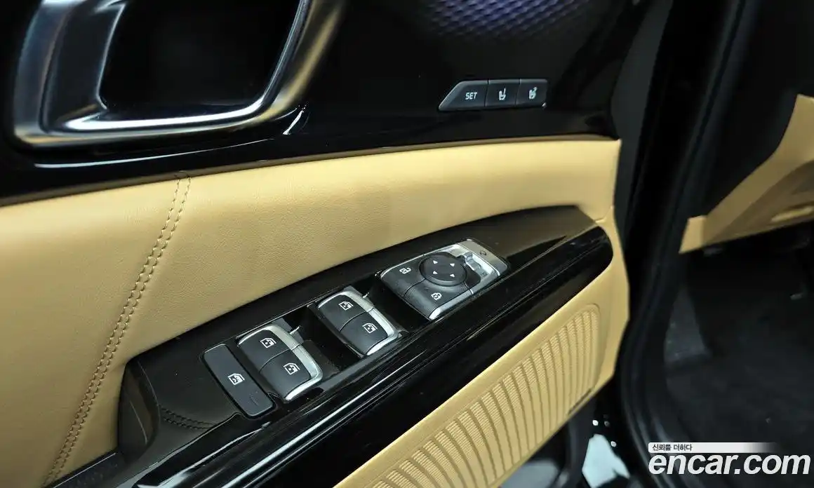 Kia Canival 2023 2.2 Автомат в Москве № 120620, фото 10