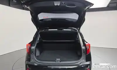 Kia Seltos 2024 2.0 Автомат в Москве № 120671, миниатюра 10