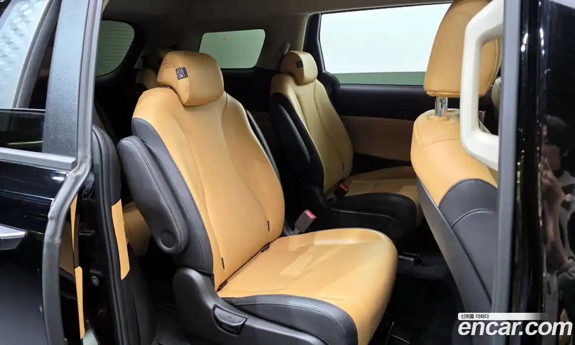 Kia Canival 2022 2.2 Автомат в Москве № 121718, фото 14