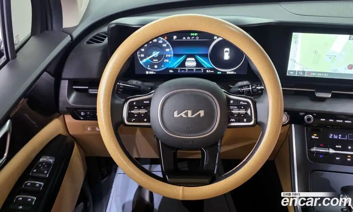 Kia Canival 2022 2.2 Автомат в Москве № 121718, фото 8