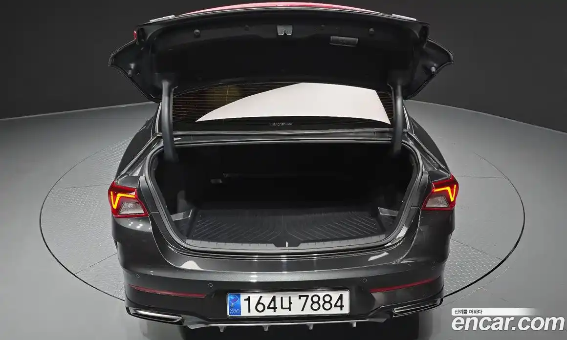 Kia K5 2022 2.0 Автомат в Москве № 122700, фото 3