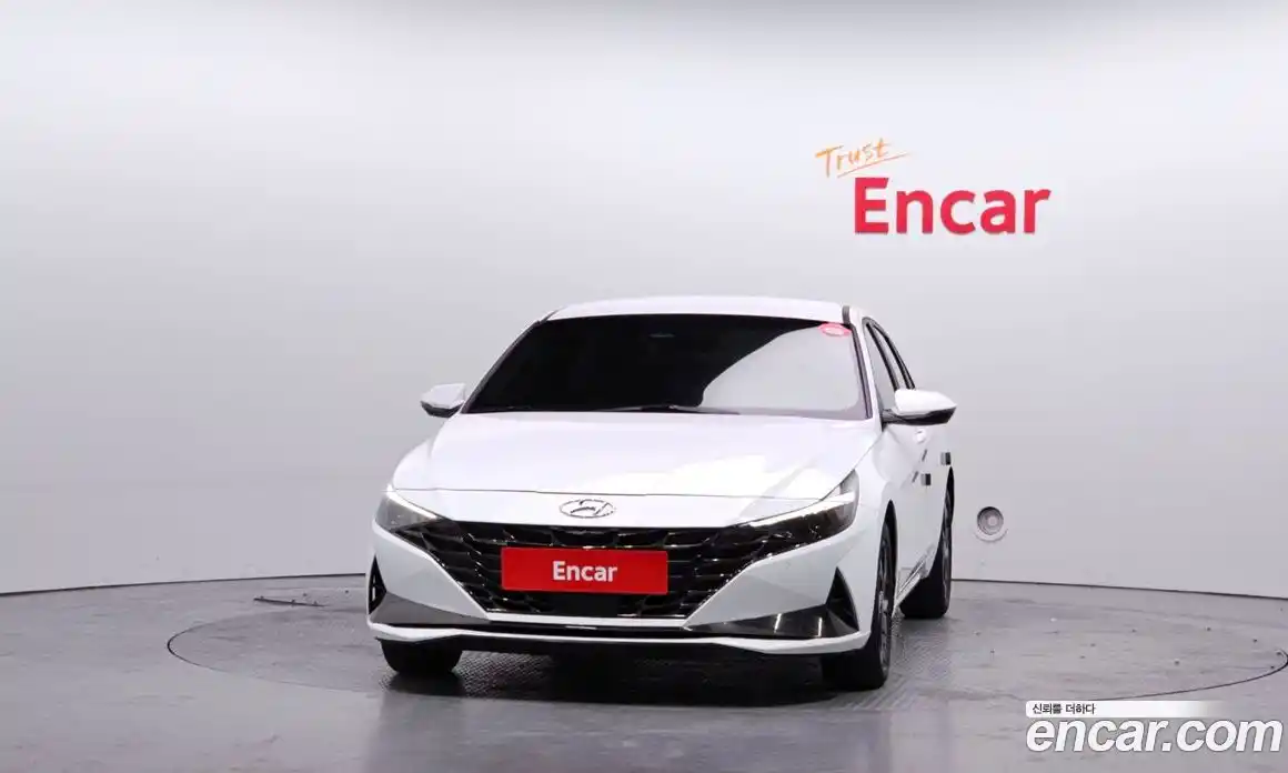 Hyundai Avante 2023 1.6 Автомат в Москве № 123604, фото 3