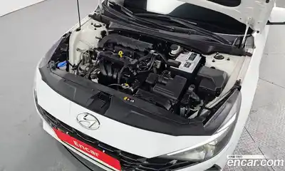 Hyundai Avante 2023 1.6 Автомат в Москве № 123604, миниатюра 6