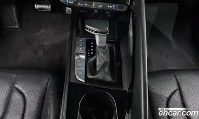 Hyundai Avante 2023 1.6 Автомат в Москве № 123604, миниатюра 9