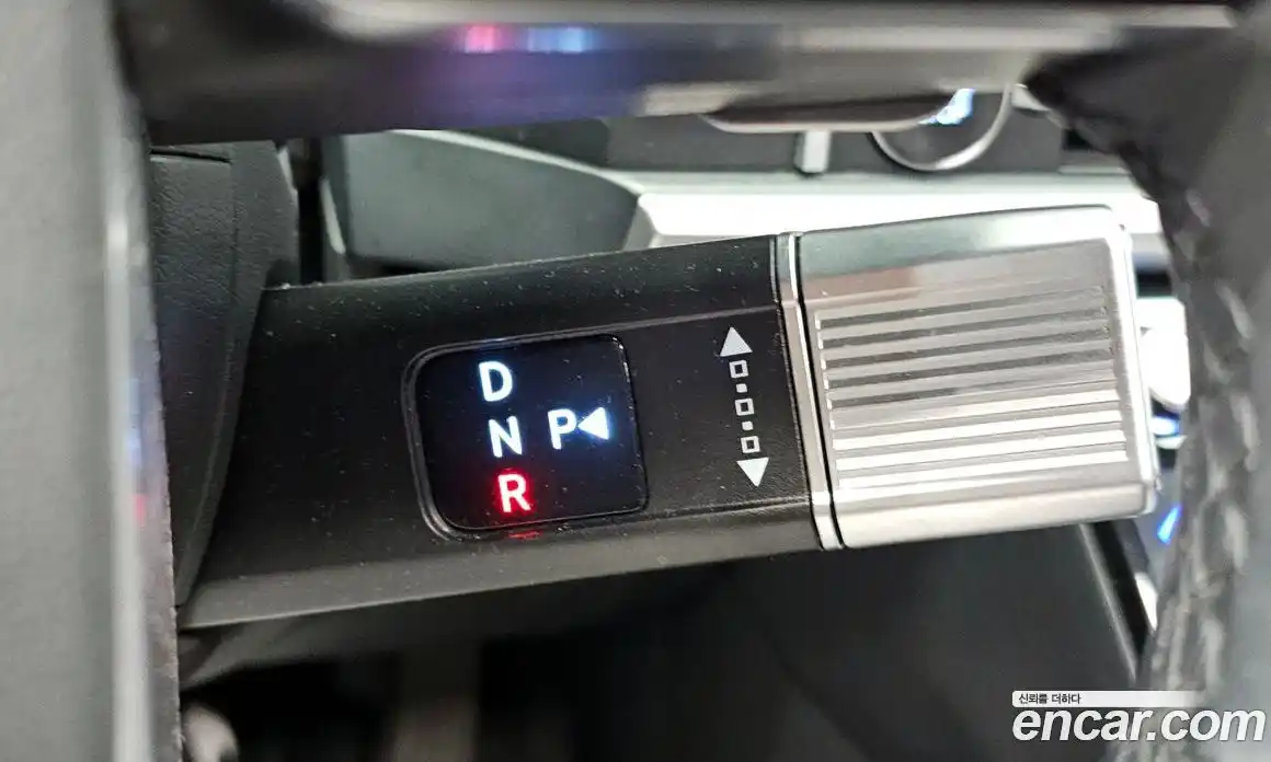 Hyundai Santa Fe 2024 2.5 Автомат в Москве № 125362, фото 9