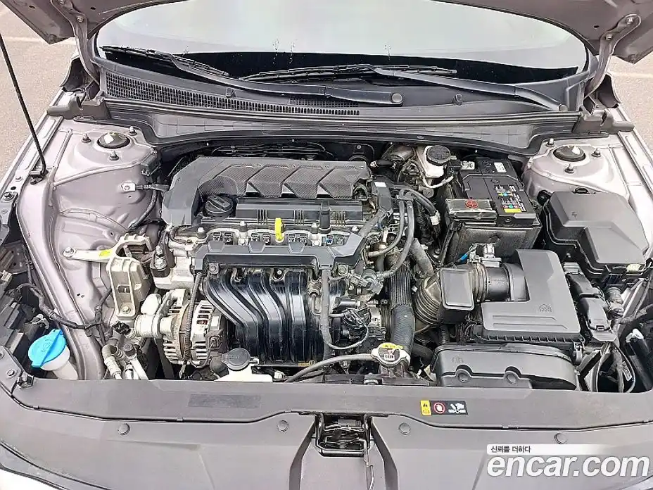 Hyundai Avante 2022 1.6 Автомат в Москве № 127566, фото 8