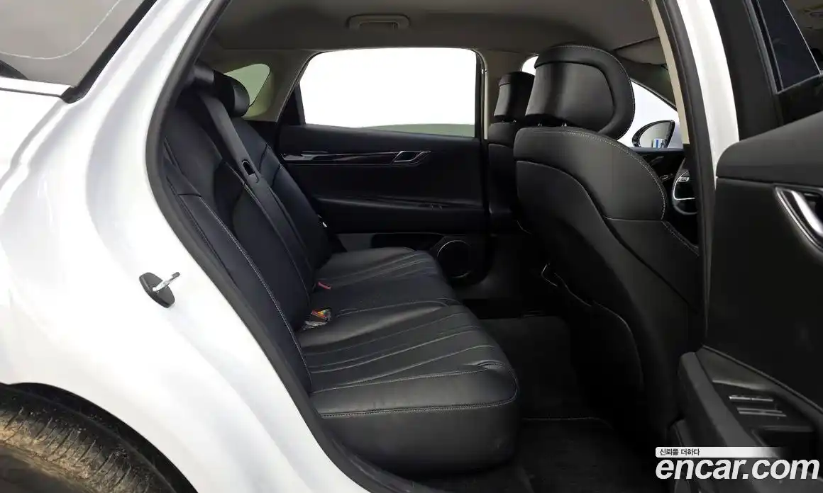 Genesis G80 2022 2.5 Автомат в Москве № 12914, фото 3