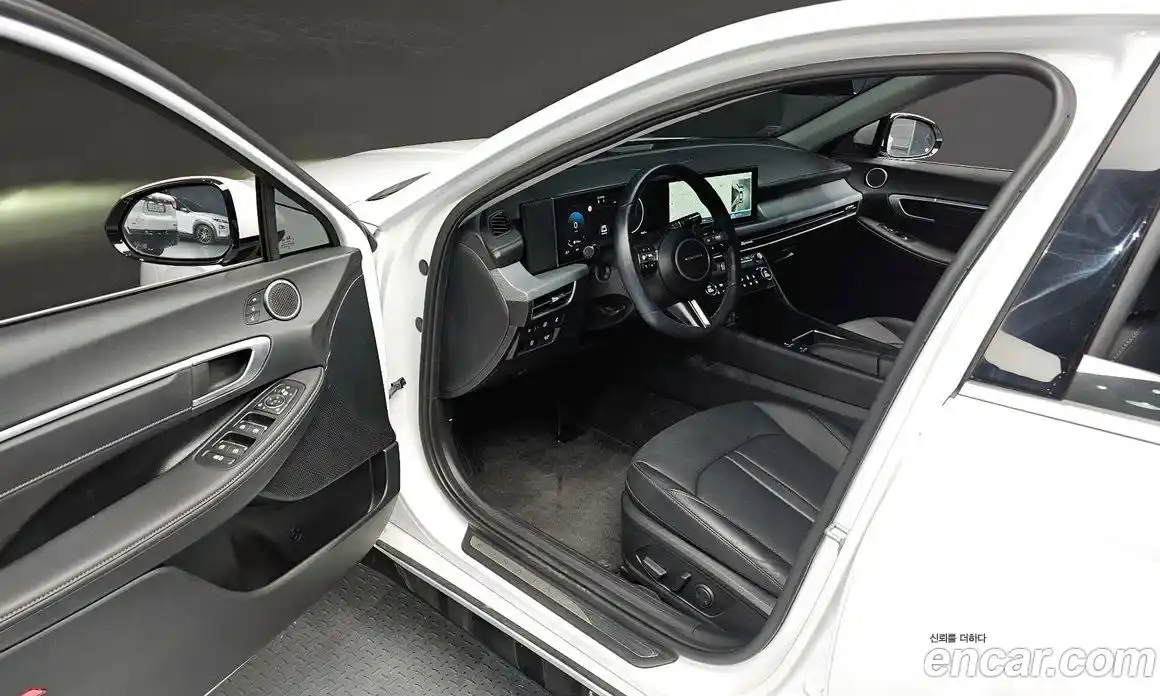 Hyundai Sonata 2025 2.0 Автомат в Москве № 130139, фото 11