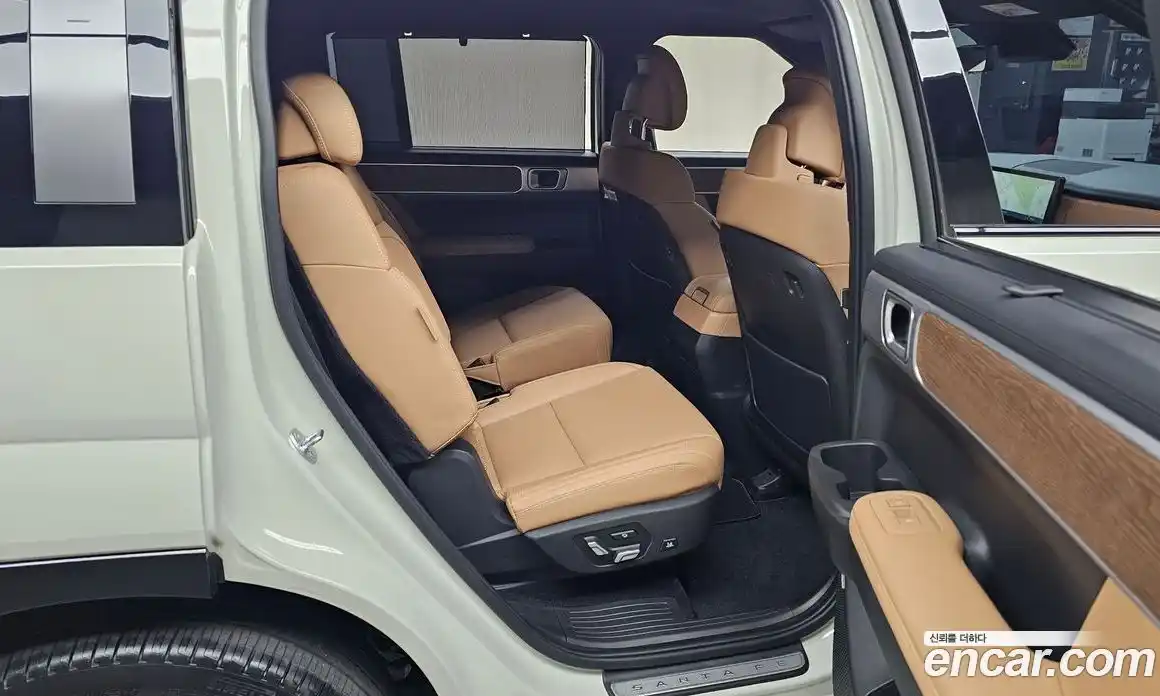 Hyundai Santa Fe 2024 2.5 Автомат в Москве № 130690, фото 15