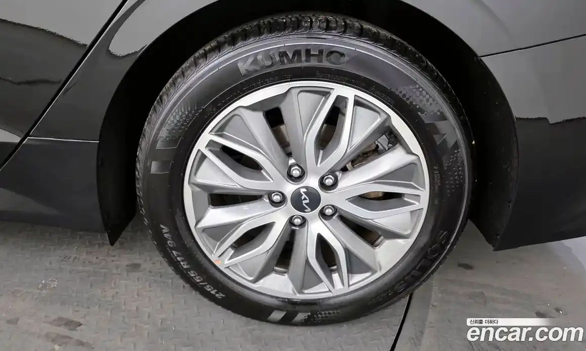 Kia K5 2023 2.0 Автомат в Москве № 131407, фото 3