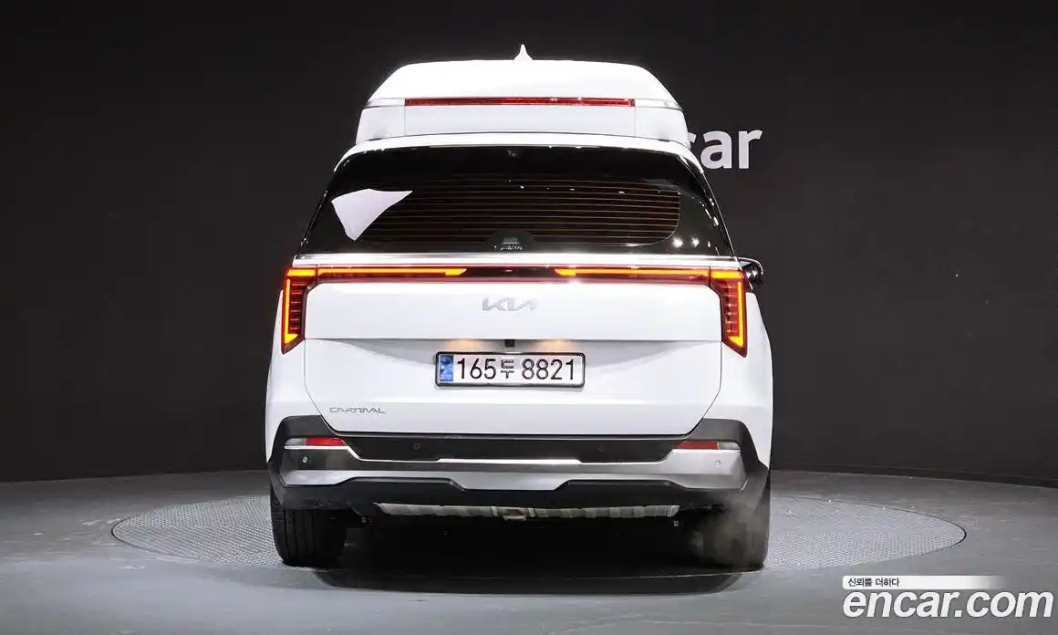 Kia Canival 2025 3.5 Автомат в Москве № 131613, фото 4