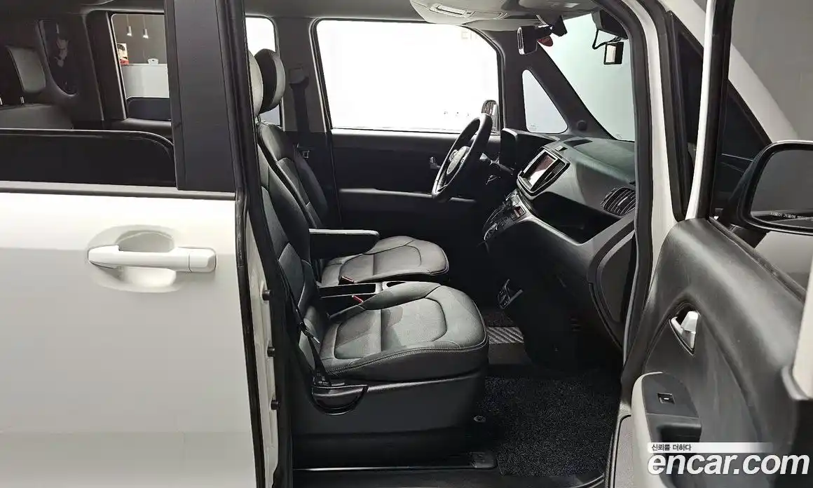 Kia Ray 2023 1.0 Автомат в Москве № 131889, фото 11