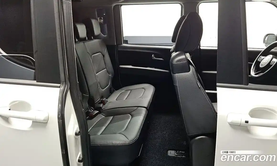 Kia Ray 2023 1.0 Автомат в Москве № 131889, фото 12