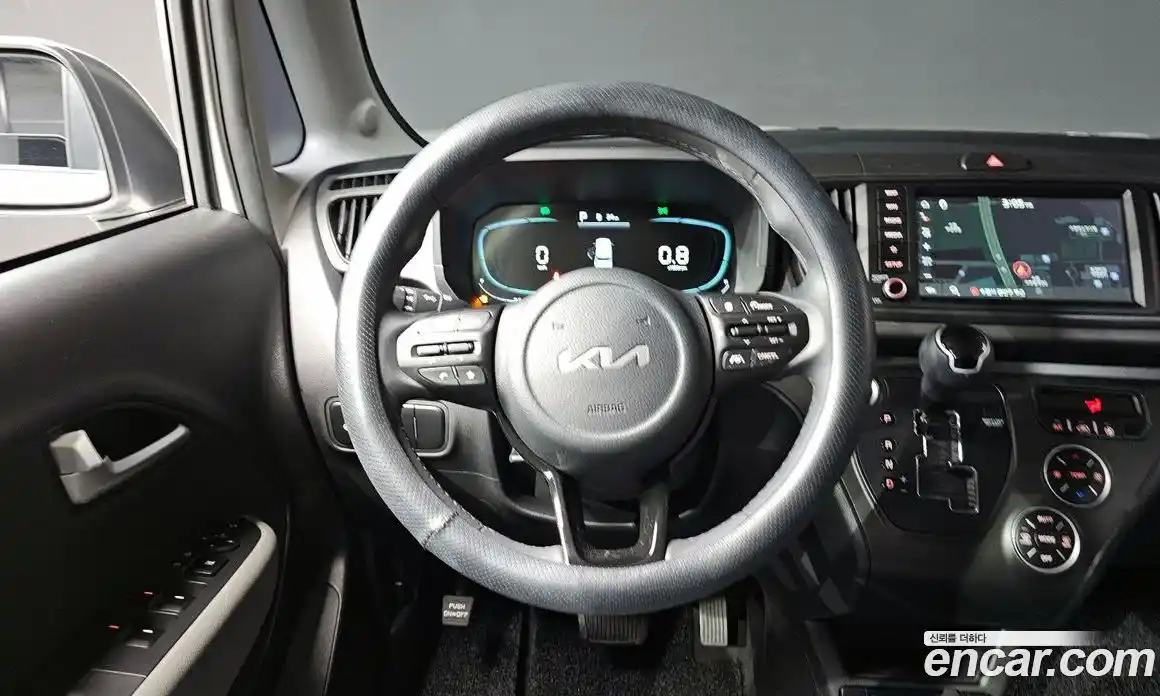 Kia Ray 2023 1.0 Автомат в Москве № 131889, фото 13