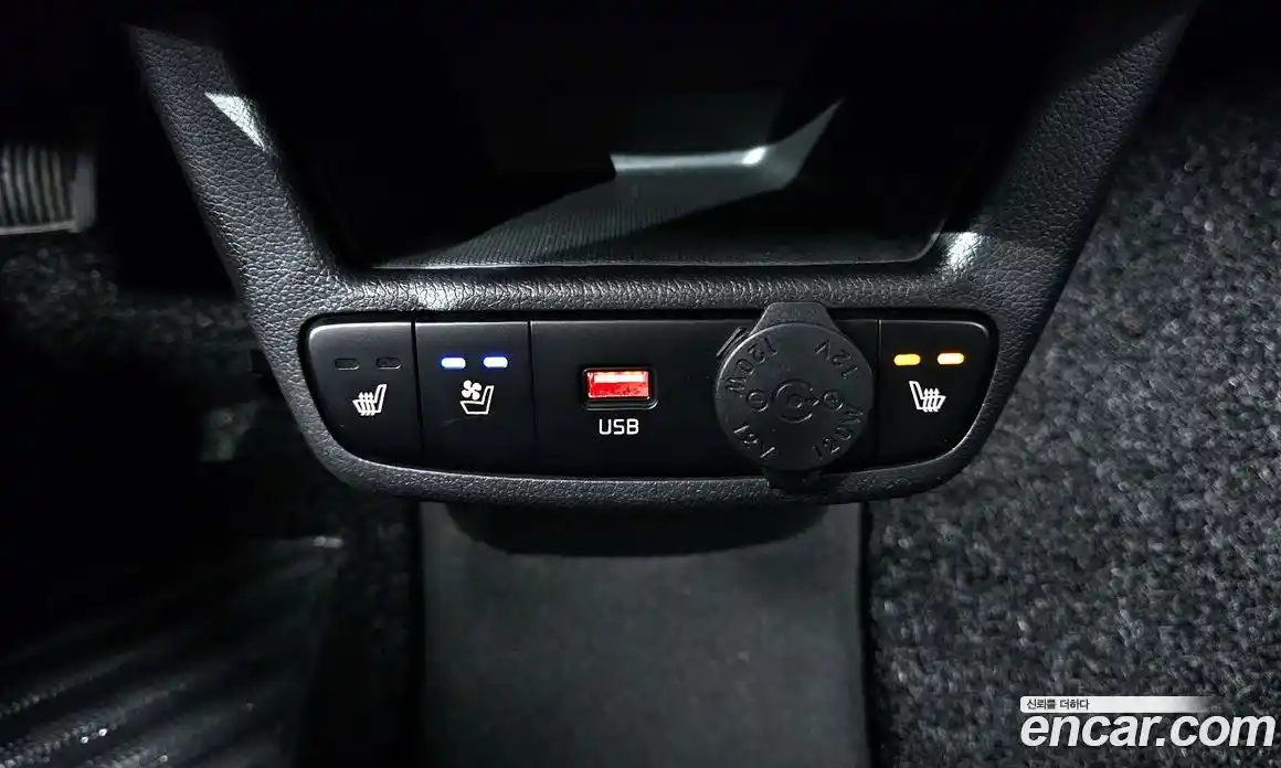 Kia Ray 2023 1.0 Автомат в Москве № 131889, фото 18