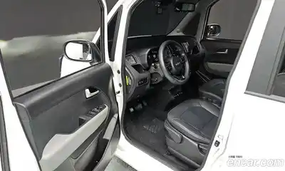 Kia Ray 2023 1.0 Автомат в Москве № 131889, миниатюра 10