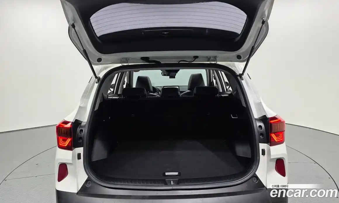 Kia Seltos 2021 1.6 Автомат в Москве № 133437, фото 14