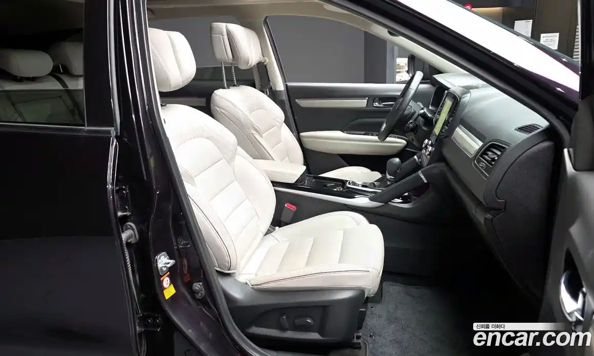 Renault QM6 2022 2.0 Автомат в Москве № 140889, фото 17