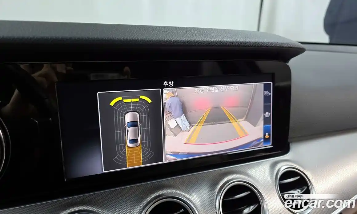 Mercedes-Benz E-Class 2020 2.0 Автомат в Москве № 141497, фото 11