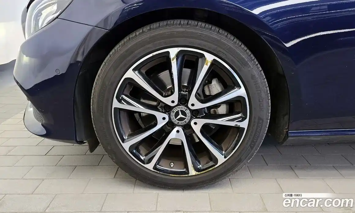 Mercedes-Benz E-Class 2020 2.0 Автомат в Москве № 141497, фото 15