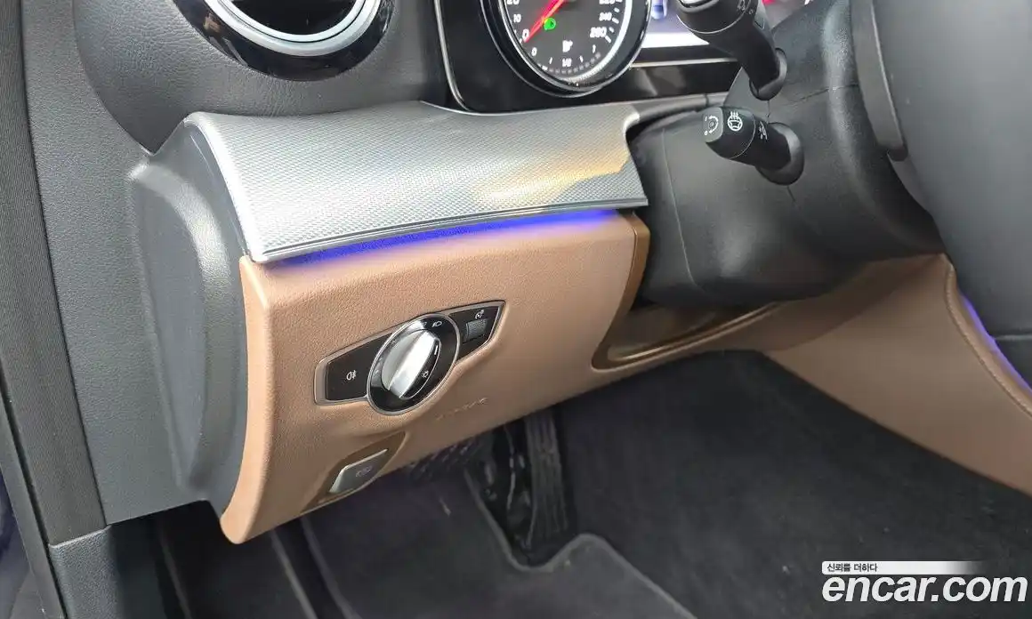 Mercedes-Benz E-Class 2020 2.0 Автомат в Москве № 141497, фото 10