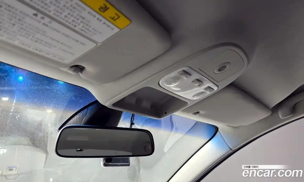 Renault SM3 2011 1.6 Автомат в Москве № 145513, фото 13