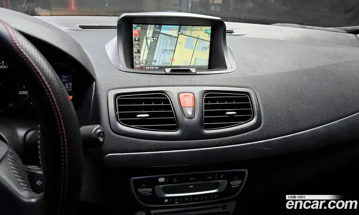 Renault SM3 2011 1.6 Автомат в Москве № 145513, фото 8