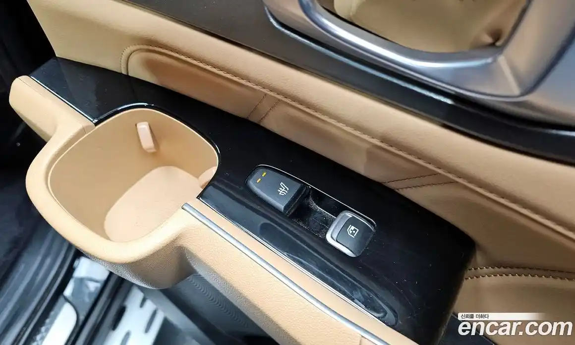 Kia Sorento 2023 1.6 Автомат в Москве № 14682, фото 15