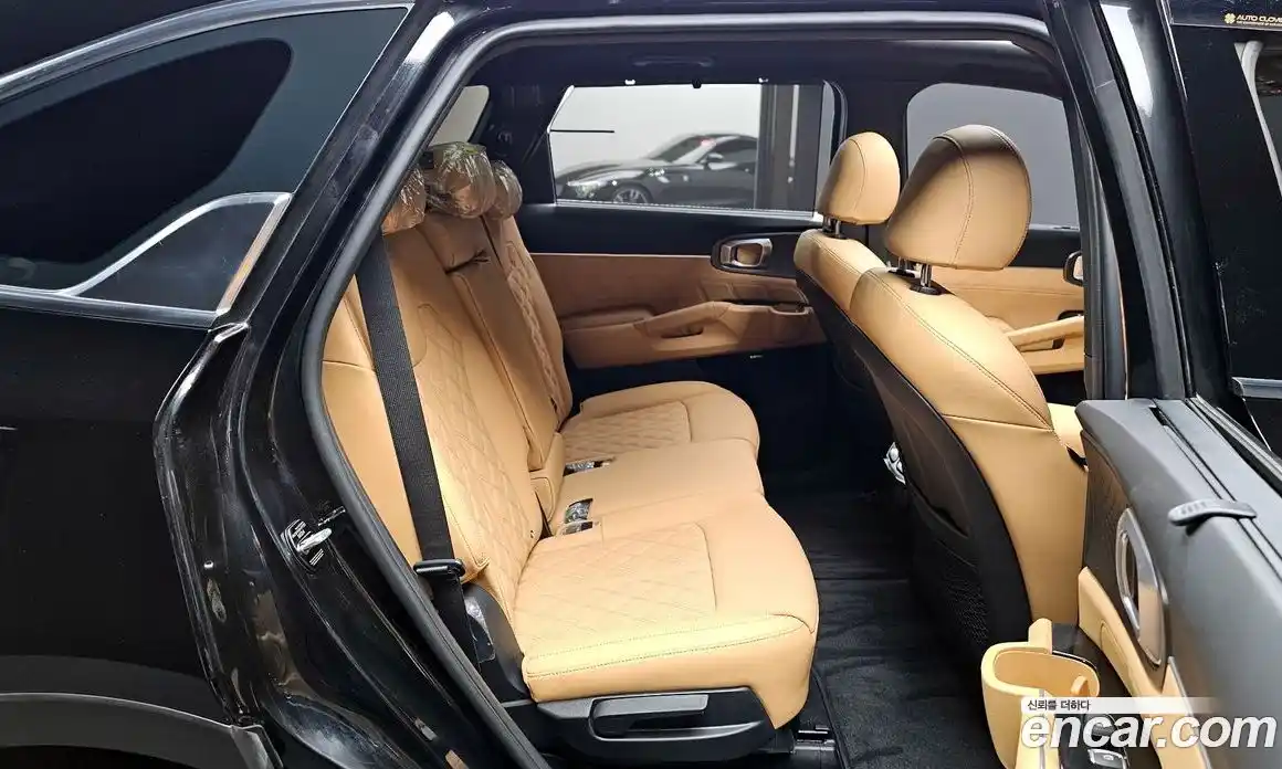 Kia Sorento 2023 1.6 Автомат в Москве № 14682, фото 9