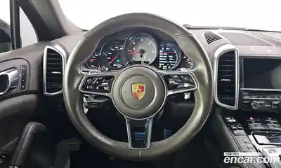 Porsche Cayenne, 2015