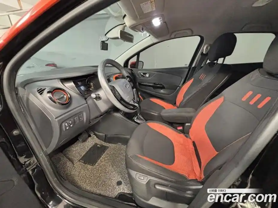 Renault QM3 2014 1.5 Автомат в Москве № 148406, фото 13