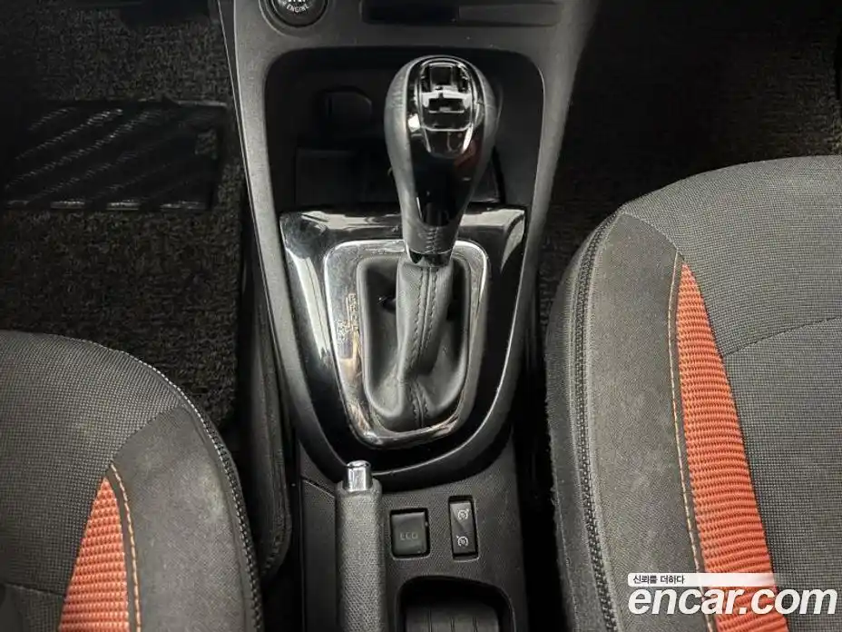 Renault QM3 2014 1.5 Автомат в Москве № 148406, фото 8