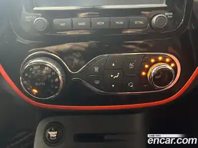 Renault QM3 2014 1.5 Автомат в Москве № 148406, миниатюра 9