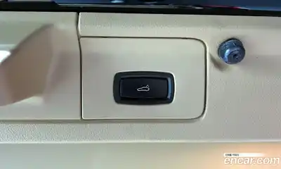 Porsche Panamera, 2011