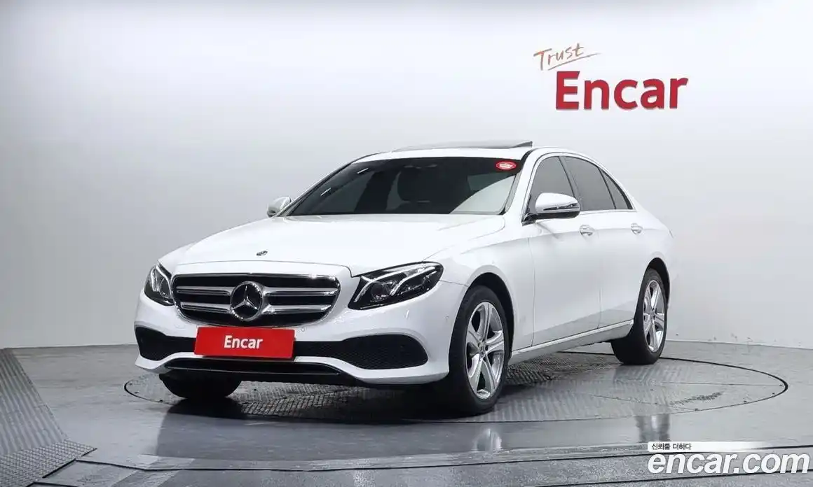 Mercedes-Benz E-Class 2018 1.9 Автомат в Москве № 149601, фото 19