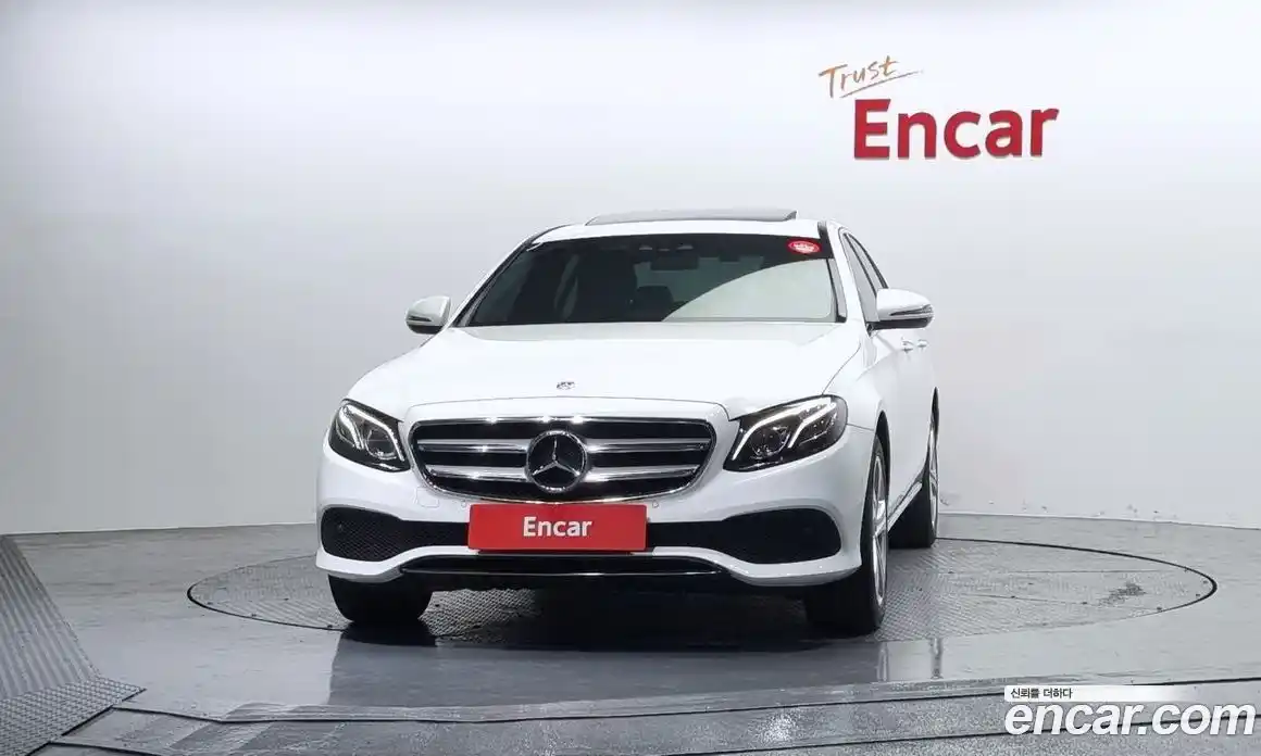 Mercedes-Benz E-Class 2018 1.9 Автомат в Москве № 149601, фото 10