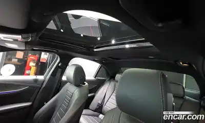 Mercedes-Benz E-Class 2021 2.0 Автомат в Москве № 150030, миниатюра 11