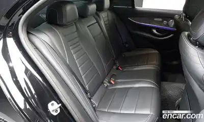 Mercedes-Benz E-Class 2021 2.0 Автомат в Москве № 150030, миниатюра 5