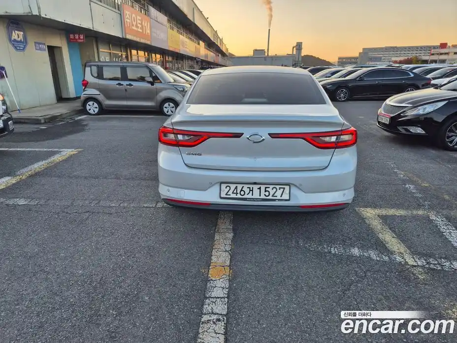 Renault SM6 2022 2.0 Автомат в Москве № 152540, фото 4