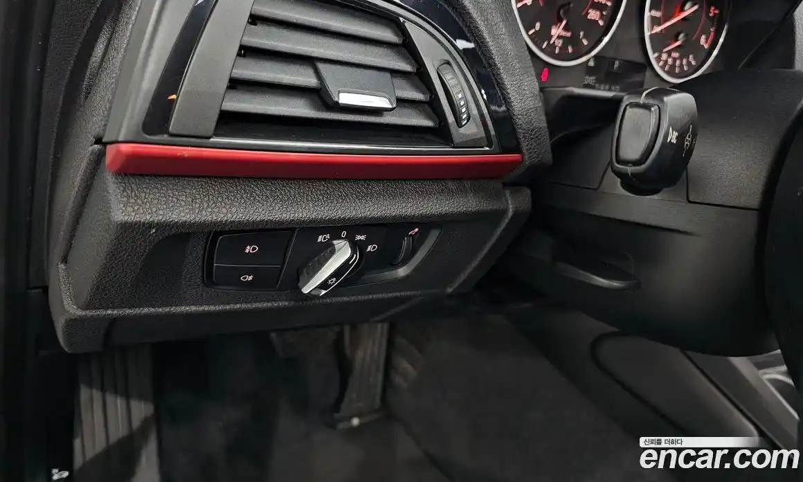 BMW 1-Series 2016 2.0 Автомат в Москве № 158903, фото 12